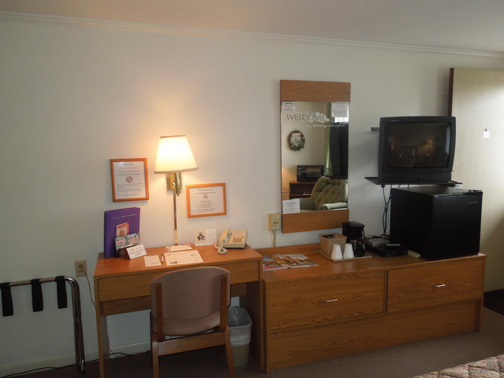 Plaza Motel Bryan Eksteriør bilde