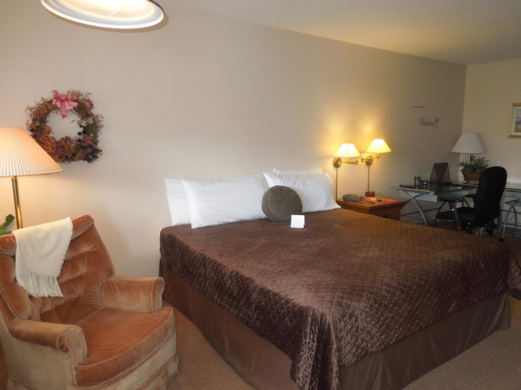 Plaza Motel Bryan Eksteriør bilde