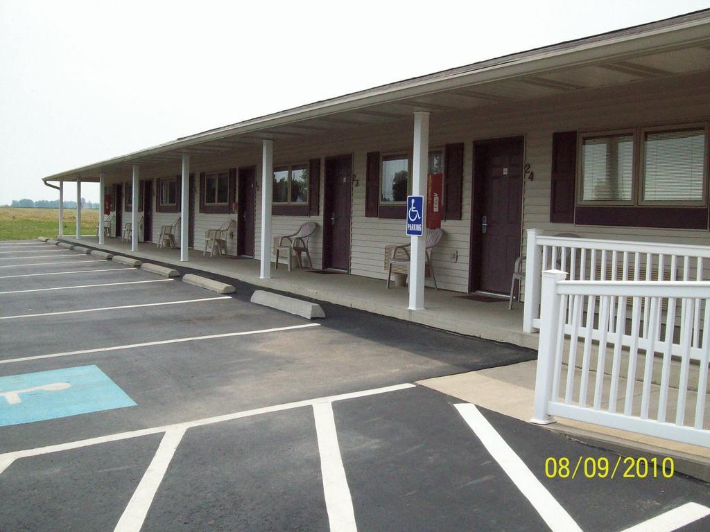 Plaza Motel Bryan Eksteriør bilde